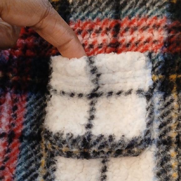 OLD NAVY Plaid Shaket 12-18 Months - Picture 5 of 6